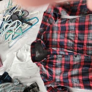 Long sleeve shirt, Stillwater size large red plaid